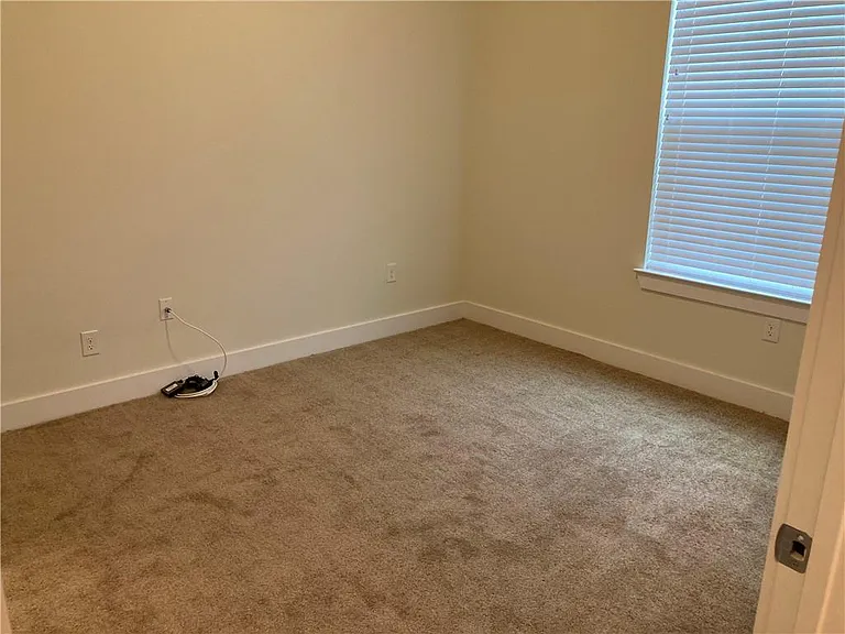 2400 Louis Henna Blvd #304 — Photo 4