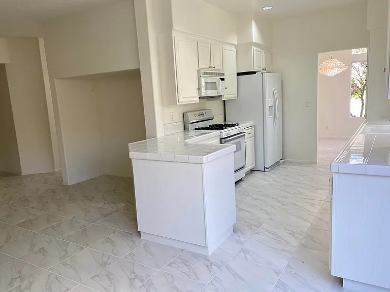 226 Concerto Dr — Photo 11