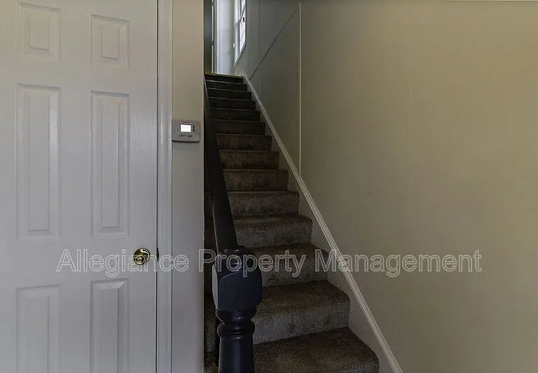 1506 B Mount Vernon Ave — Photo 7