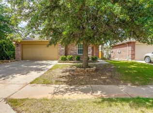 1701 Birds Eye Rd, Fort Worth, TX 76177