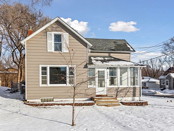 2nd image of 4846 Dakota St SE