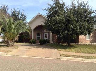 502 Scissor Tail Cir, Laredo, TX 78045