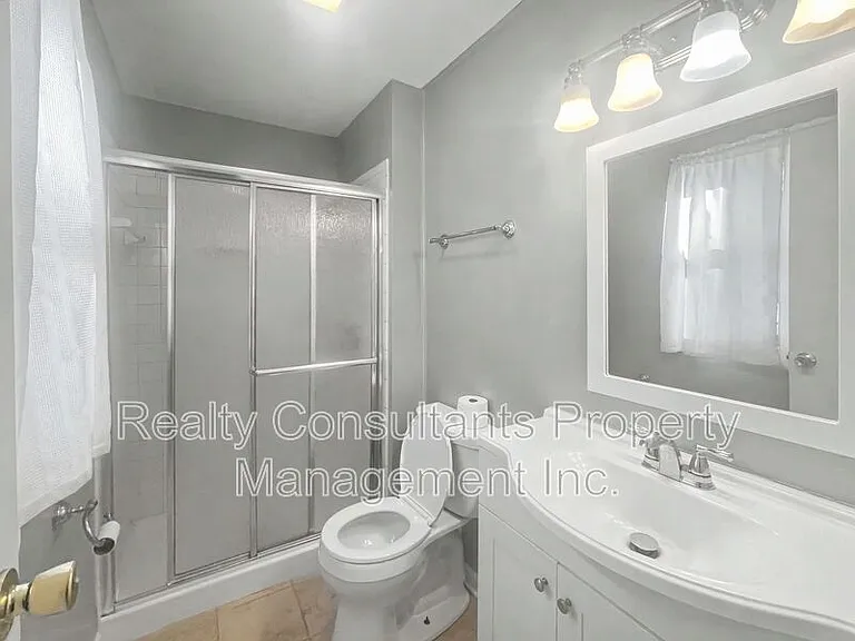 3222 S Elm Eugene St — Photo 14