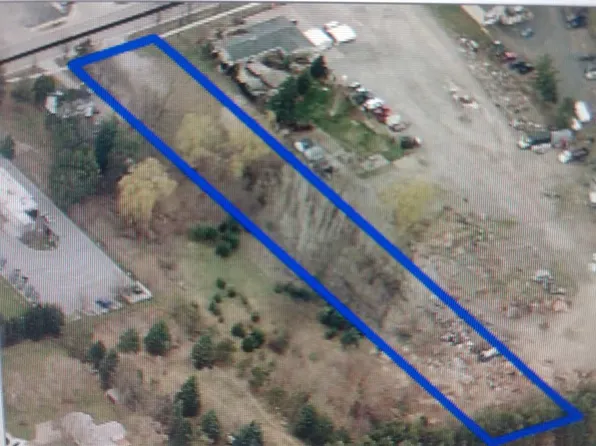 513 W Broad St, Linden, MI 48451