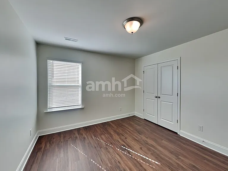 136 Hazel Park Dr — Photo 18