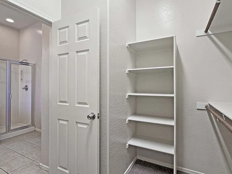 13588 W Alvarado Dr — Photo 16