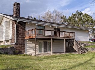 14707 Country Ln, Lincoln, NE 68517