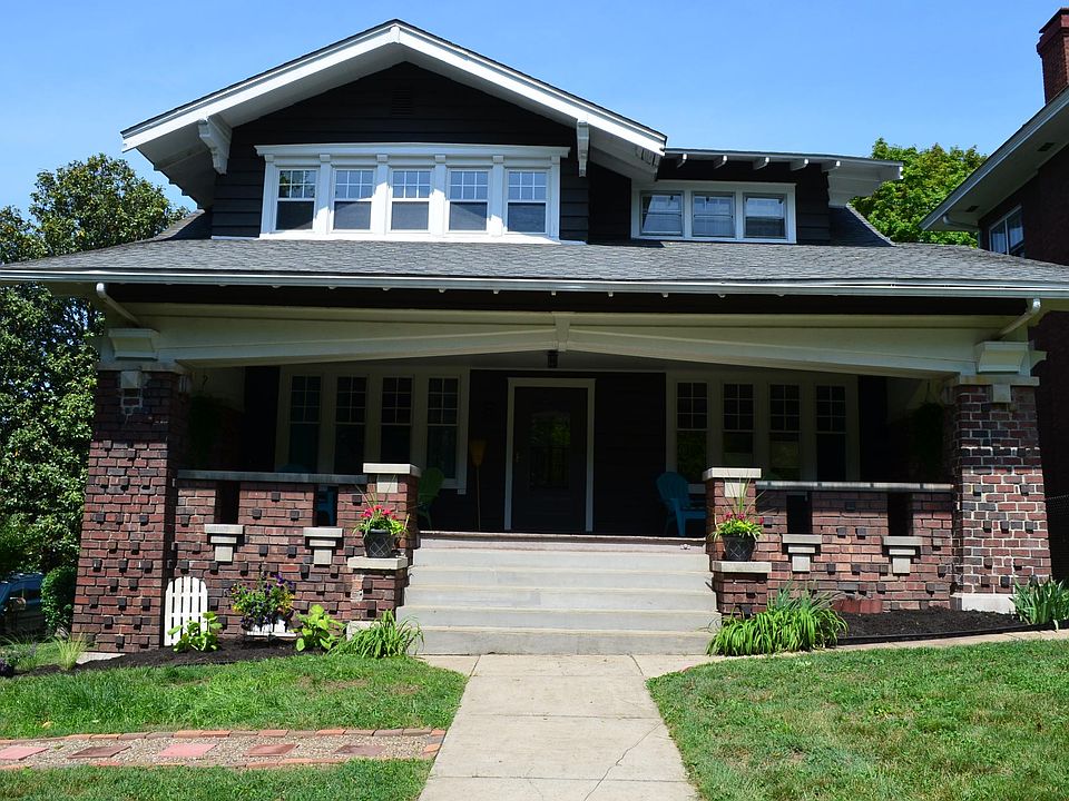 1st image of 835 Edgewood Dr
