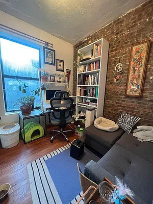 Rented by Fifth & Forever LLC | media 45