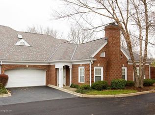 5935 Ashwood Bluff Dr, Louisville, KY 40207