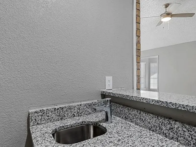 4047 Saint Christopher Ln — Photo 3