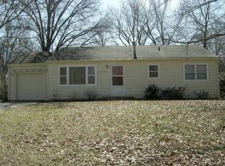 1311 W 21st Ter, Lawrence, KS 66046