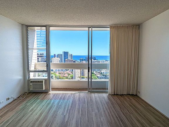 3rd image of 1212 Punahou St APT 3407
