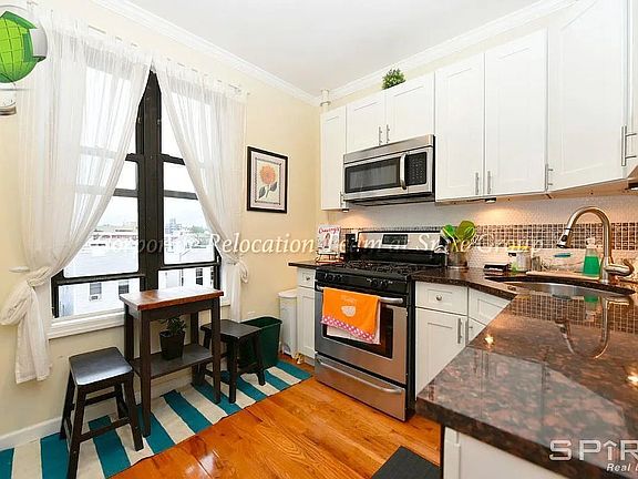 4th image of 3232 34th St APT 20