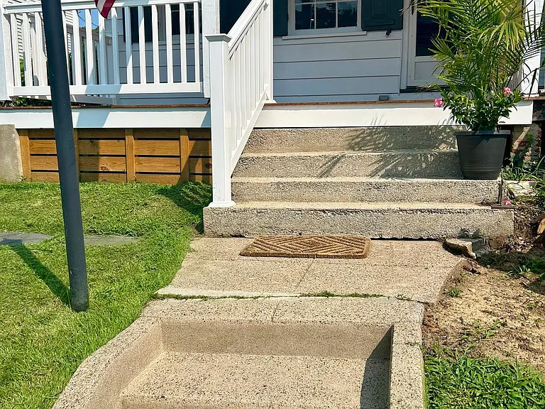 1327 W Strasburg Rd — Photo 2
