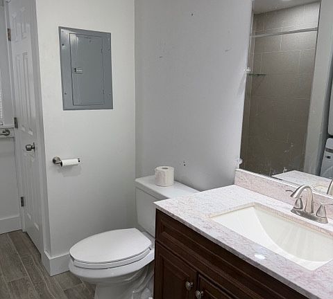 5th image of 32 Cambridge Ave #2B