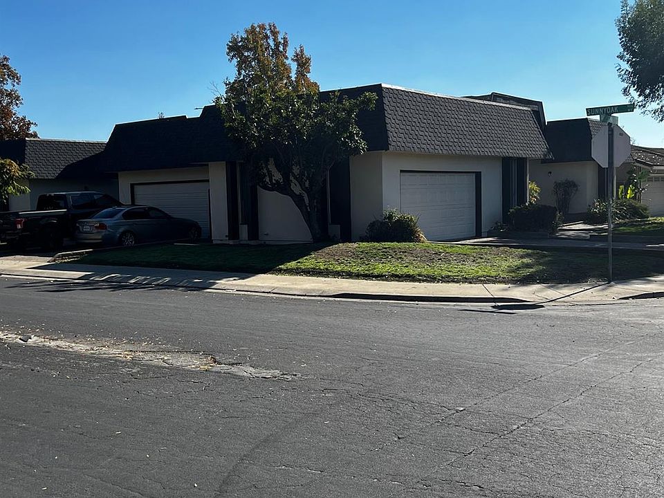 1st image of 902 Sunnyoak Way