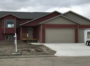 2968 Majestic St, Lincoln, ND 58504