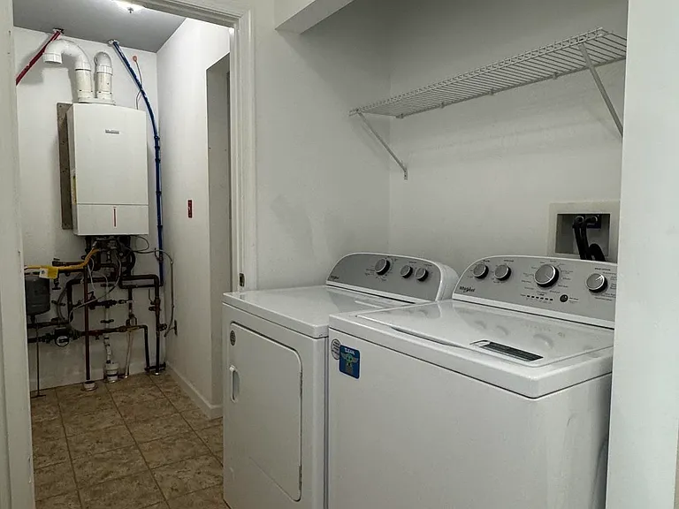 114 N Baltimore Ave #1 — Photo 16