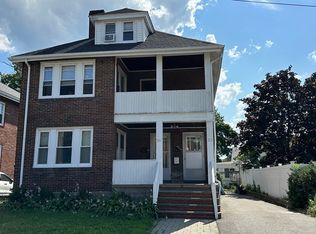 22 Lenglen Rd #2, Newton, MA 02458
