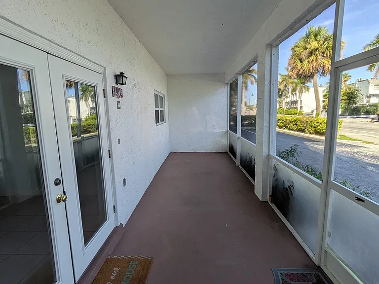 1403 Seaway Dr #B — Photo 7