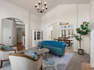 5742 N Black Sand Ave, Meridian, ID 83646