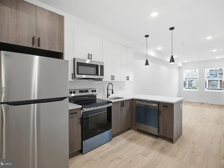 4312 Pennsgrove St #1 — Photo 1