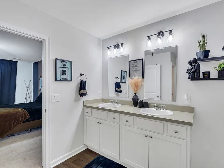 123 Tobago Cir — Photo 42