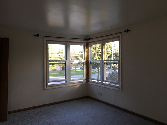 Living room - south east view