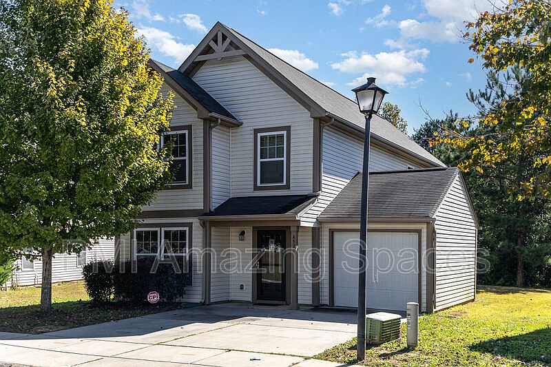 1st image of 4524 Stone Mountain Dr