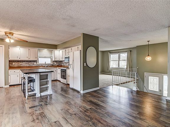 4th image of 4633 N Butler Dr