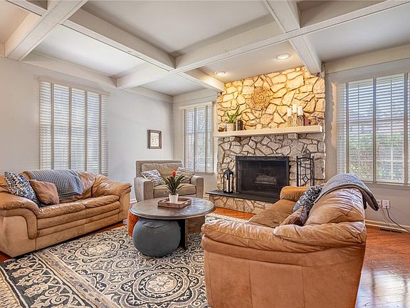 5th image of 6623 Cedar Crest Trl
