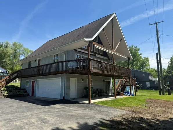 12752 Carolyn Pl, Pittsburgh, PA 16316