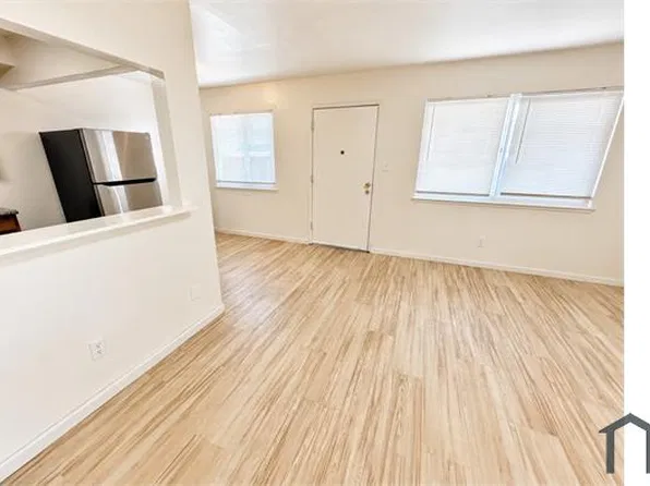 5817 E 16th St #B, Oakland, CA 94621