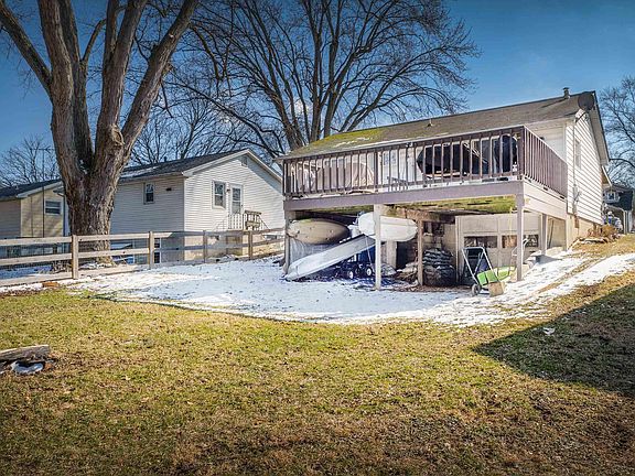 4th image of 11 Parrott St