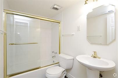 4th image of 1404 N McKinley Ave APT 1