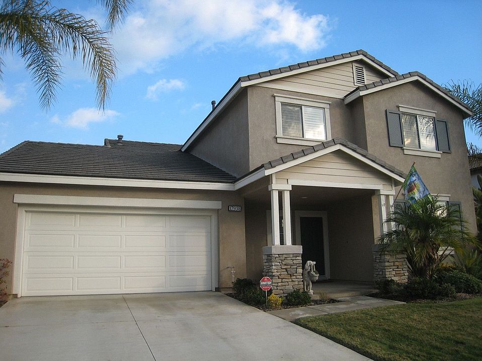 COMPLIMENTS OF PARK PLACE REAL ESTATE