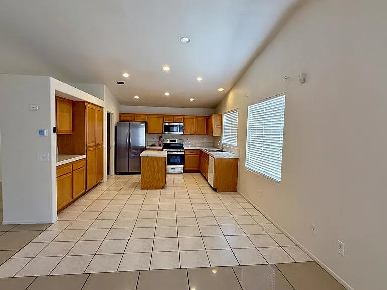 82259 Calico Ave — Photo 2