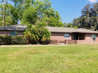 101 Sugar Creek Rd, Winter Haven, FL 33880