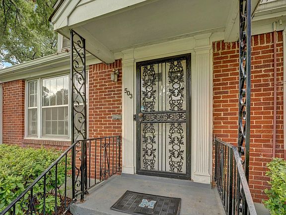 5th image of 503 E Swan Ridge Cir