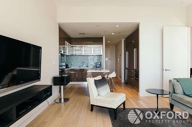 2nd image of 52 Beaver St APT 102