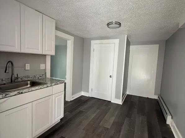 80-82 Maple Ave, New London, CT