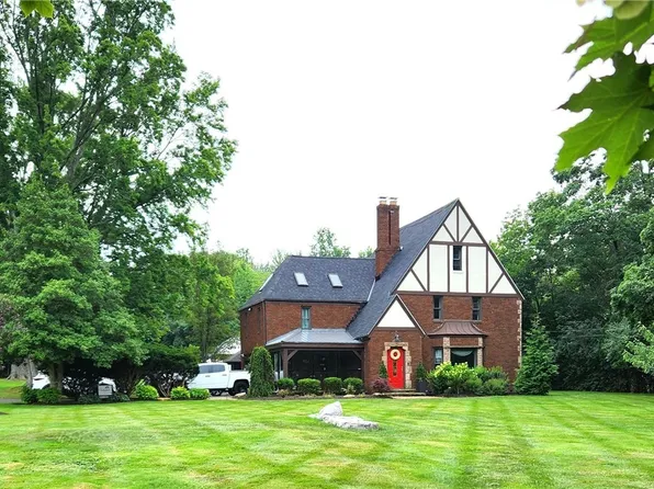 1230 Riverside Dr, Painesville, OH 44077