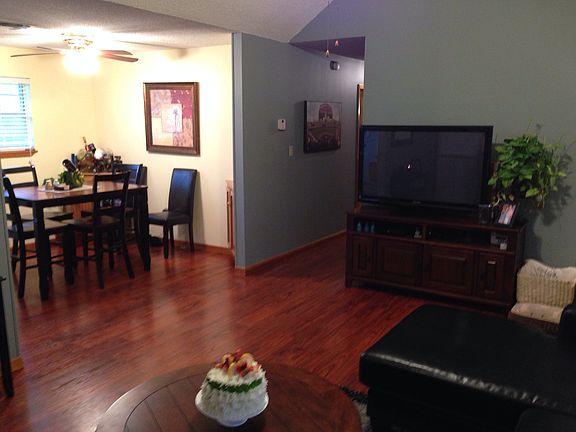 3rd image of 213 Plantation Dr
