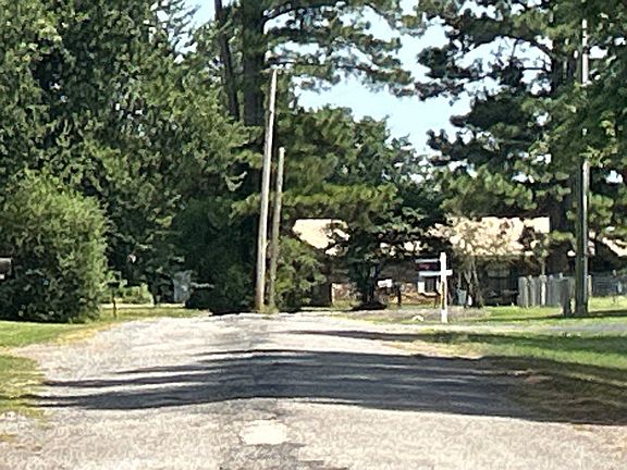 4th image of 10152 Bluebird Ln