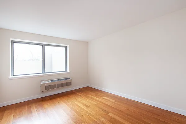 Rented by R New York | media 5