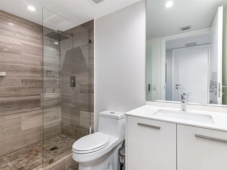 1300 Brickell Bay Dr #2509 — Photo 21