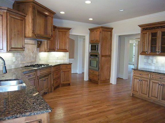 Custom Kitchen with room for island