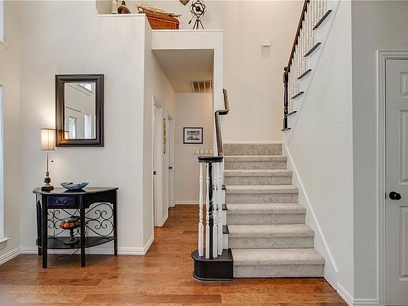 5th image of 3405 Camden Dr