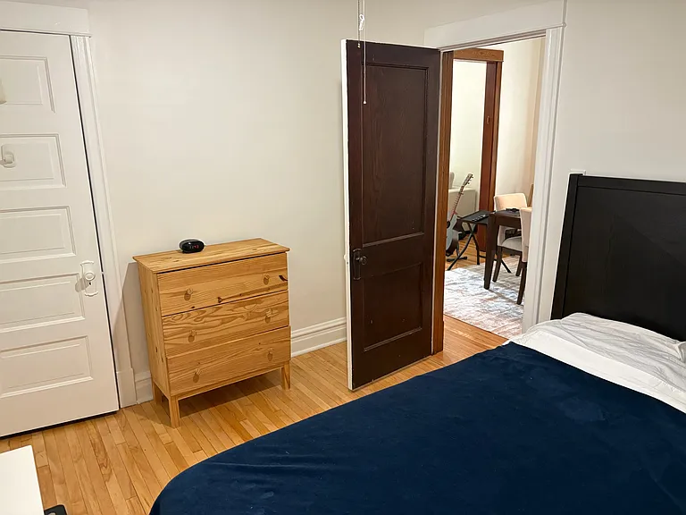 4838 N Claremont Ave #1 — Photo 7